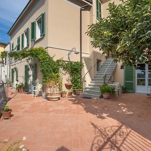 Al Castello Di Bed & Breakfast